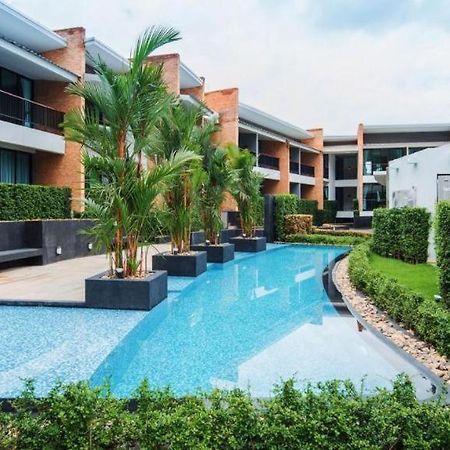 B2 Mae Hong Son Premier Hotel Esterno foto