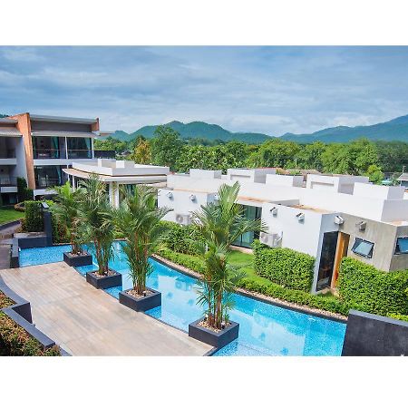 B2 Mae Hong Son Premier Hotel Esterno foto