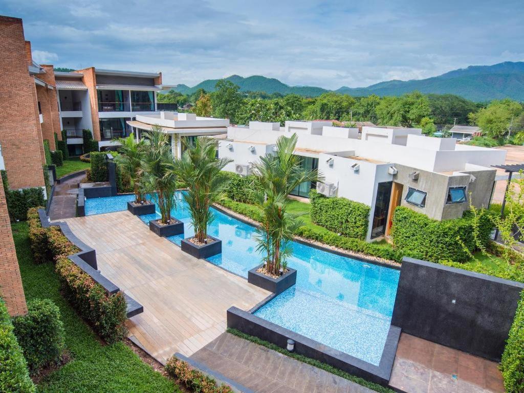B2 Mae Hong Son Premier Hotel Esterno foto