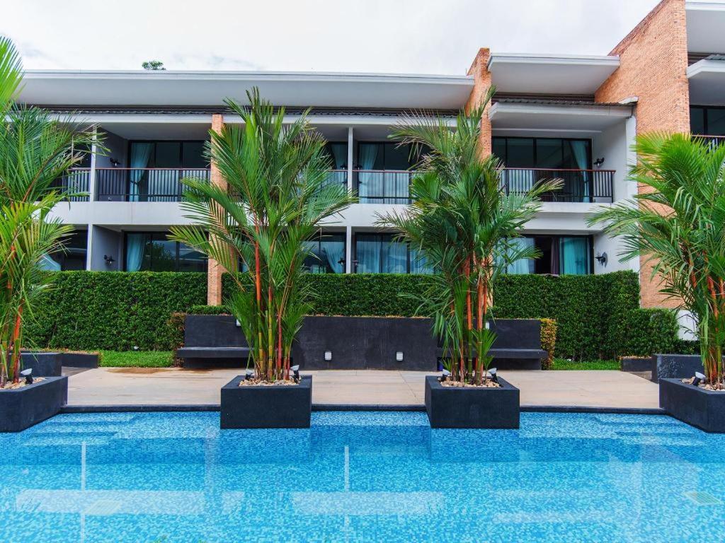 B2 Mae Hong Son Premier Hotel Esterno foto