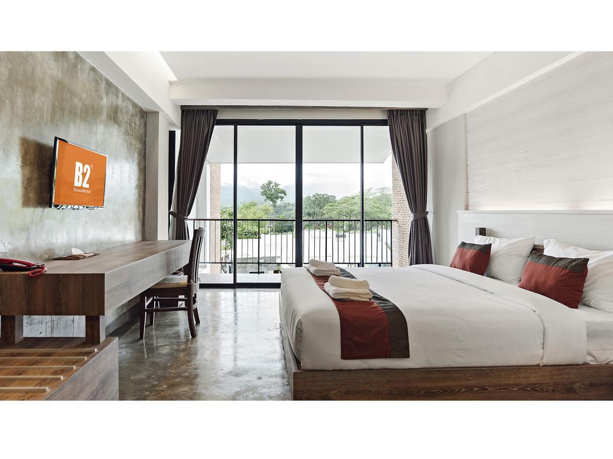 B2 Mae Hong Son Premier Hotel Esterno foto