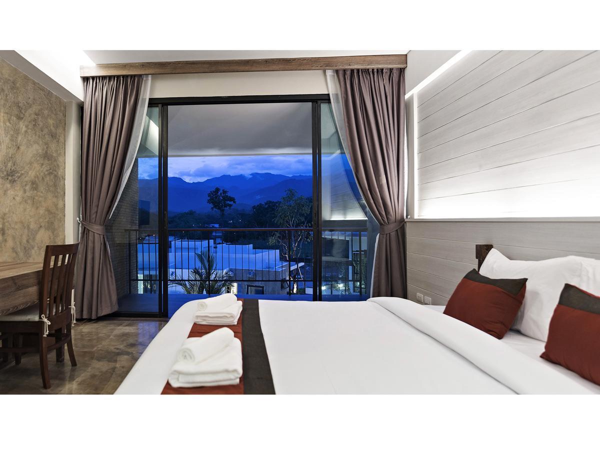 B2 Mae Hong Son Premier Hotel Esterno foto