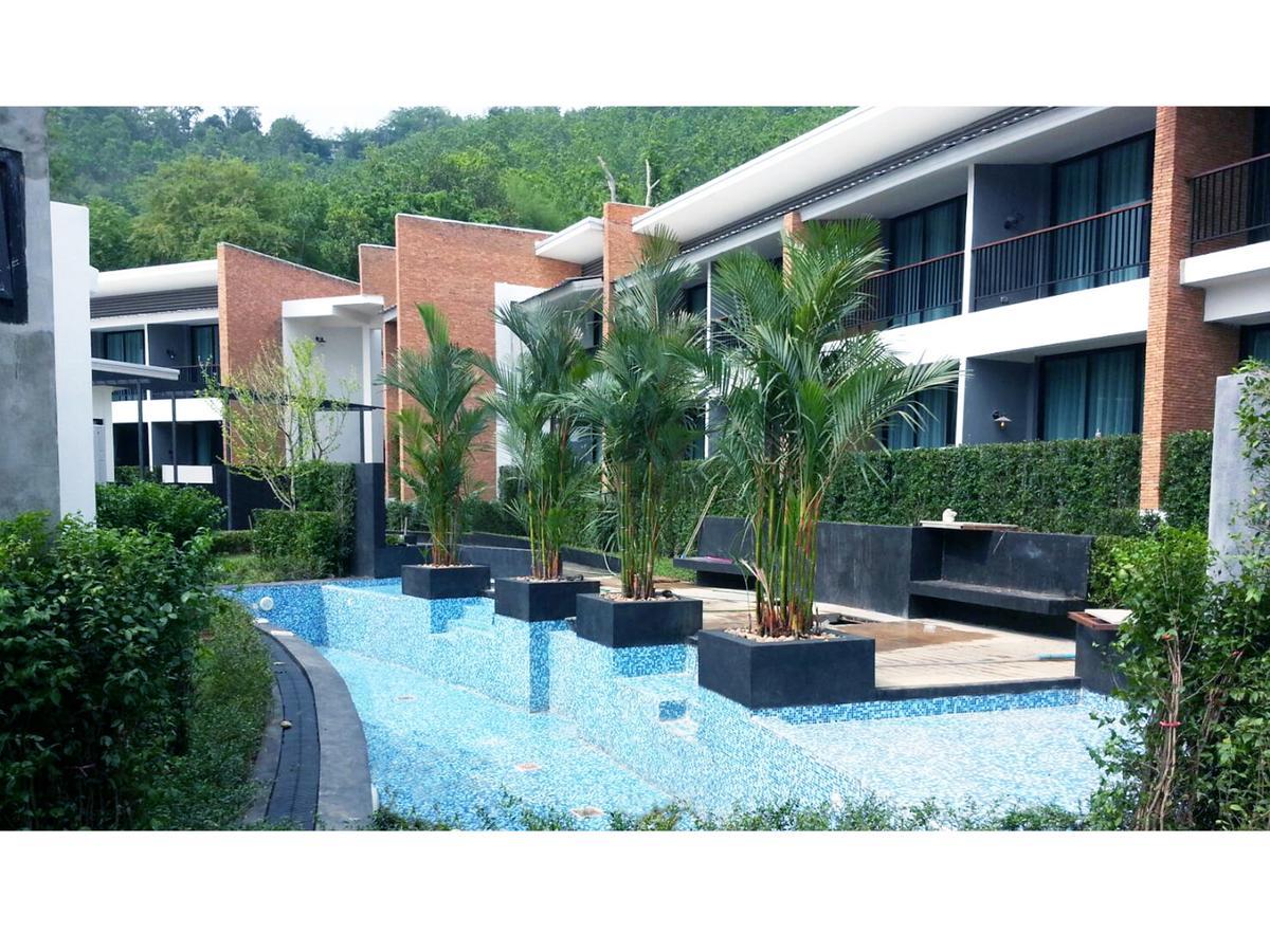 B2 Mae Hong Son Premier Hotel Esterno foto