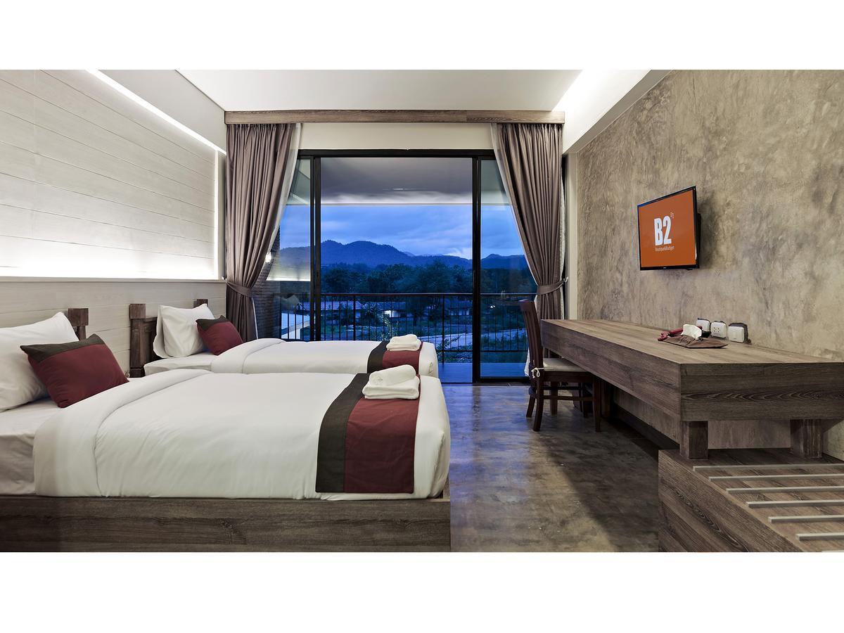 B2 Mae Hong Son Premier Hotel Esterno foto