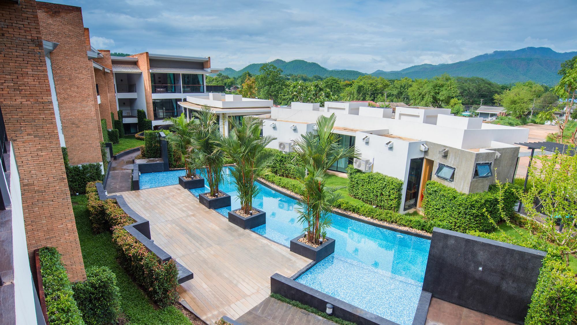 B2 Mae Hong Son Premier Hotel Esterno foto
